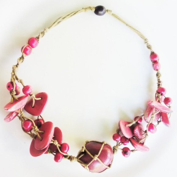 Vintage primative hand knotted necklace - Picture 3 of 9